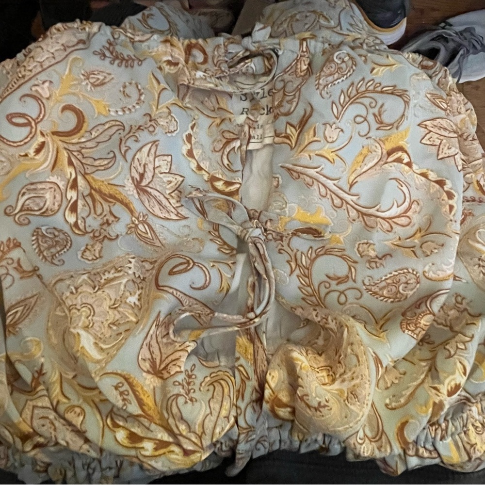Style Rack Dusty Blue  Long Sleeved Size Small Romper Tie Closure Floral Paisley - Picture 7 of 7